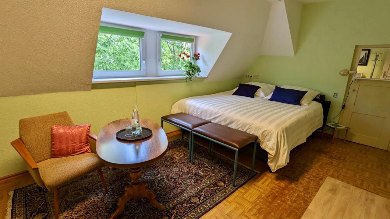 Grosse Ferienwohnung Mit Loggia Und Garten In Cottbus Exterior photo