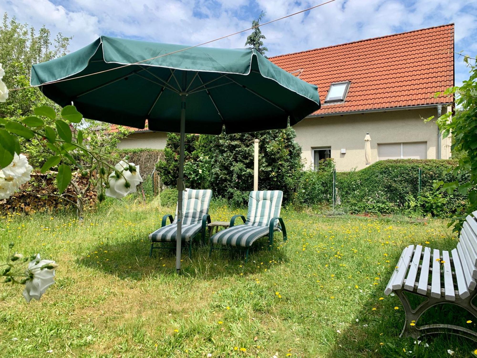 Grosse Ferienwohnung Mit Loggia Und Garten In Cottbus Exterior photo
